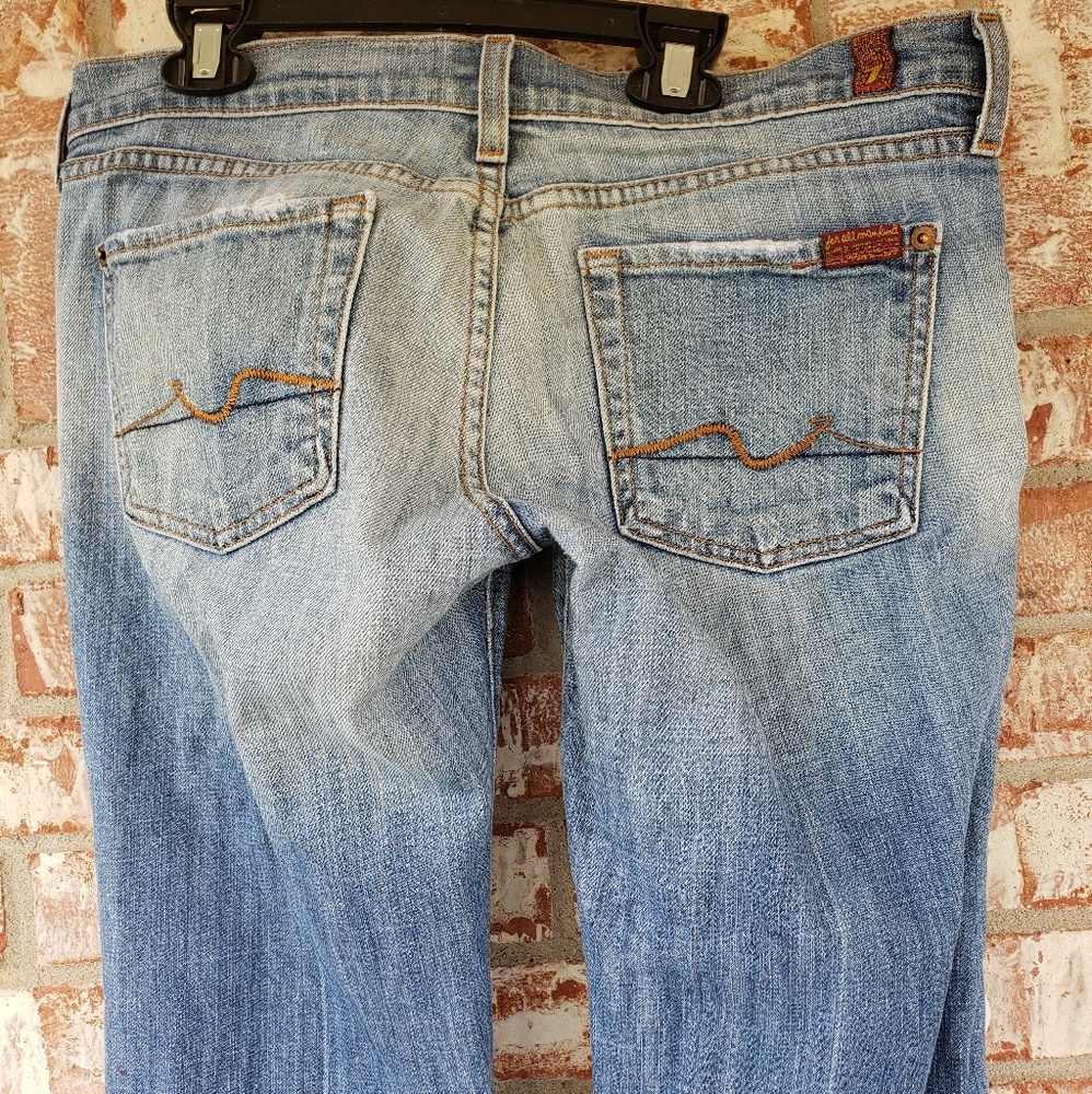 7 for all mankind distress Jean's. Size 29 as in pic-seem more like a 27